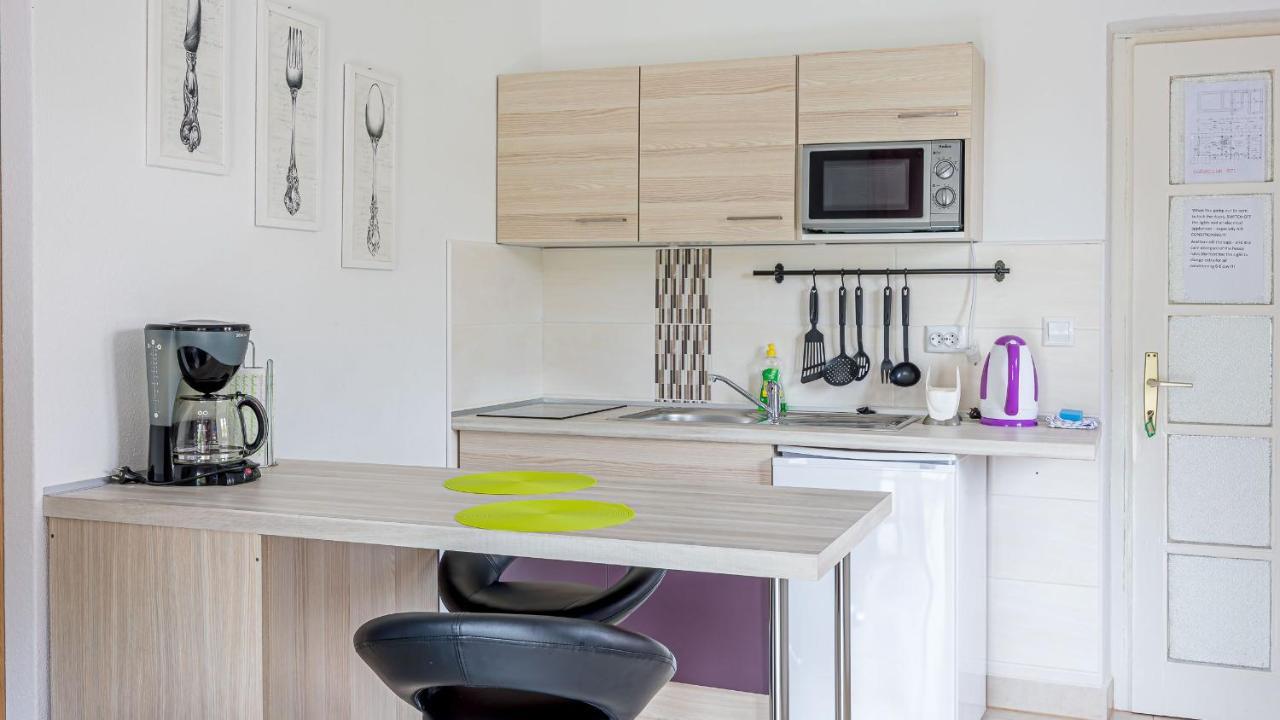 Apartments Klara セニ エクステリア 写真