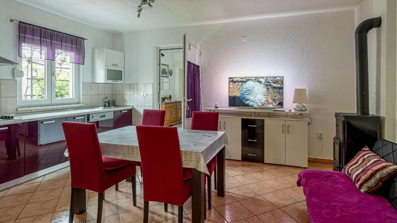 Apartments Klara セニ エクステリア 写真